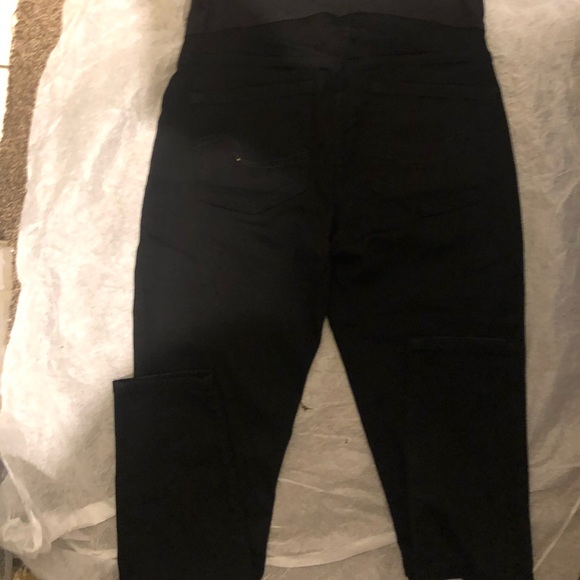 Maternity Baby Bump Skinny Jeans Signature by Levi Strauss & Co. - Picture 6 of 9